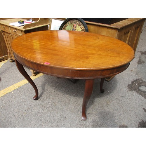 49 - A Victorian mahogany oval table on cabriole legs, 73.5cm h x 125.5cm w 
Location: G