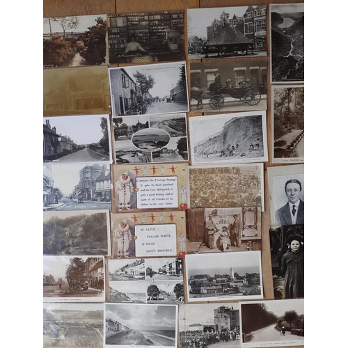 17 - A quantity of 1905-1970's postcards to include British Seaside, holiday, railway and church postcard... 