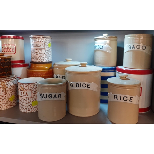 9 - Maling cobblestone kitchen storage jars A/F, tin storage cannisters and mixed kitchenalia
Location: ... 