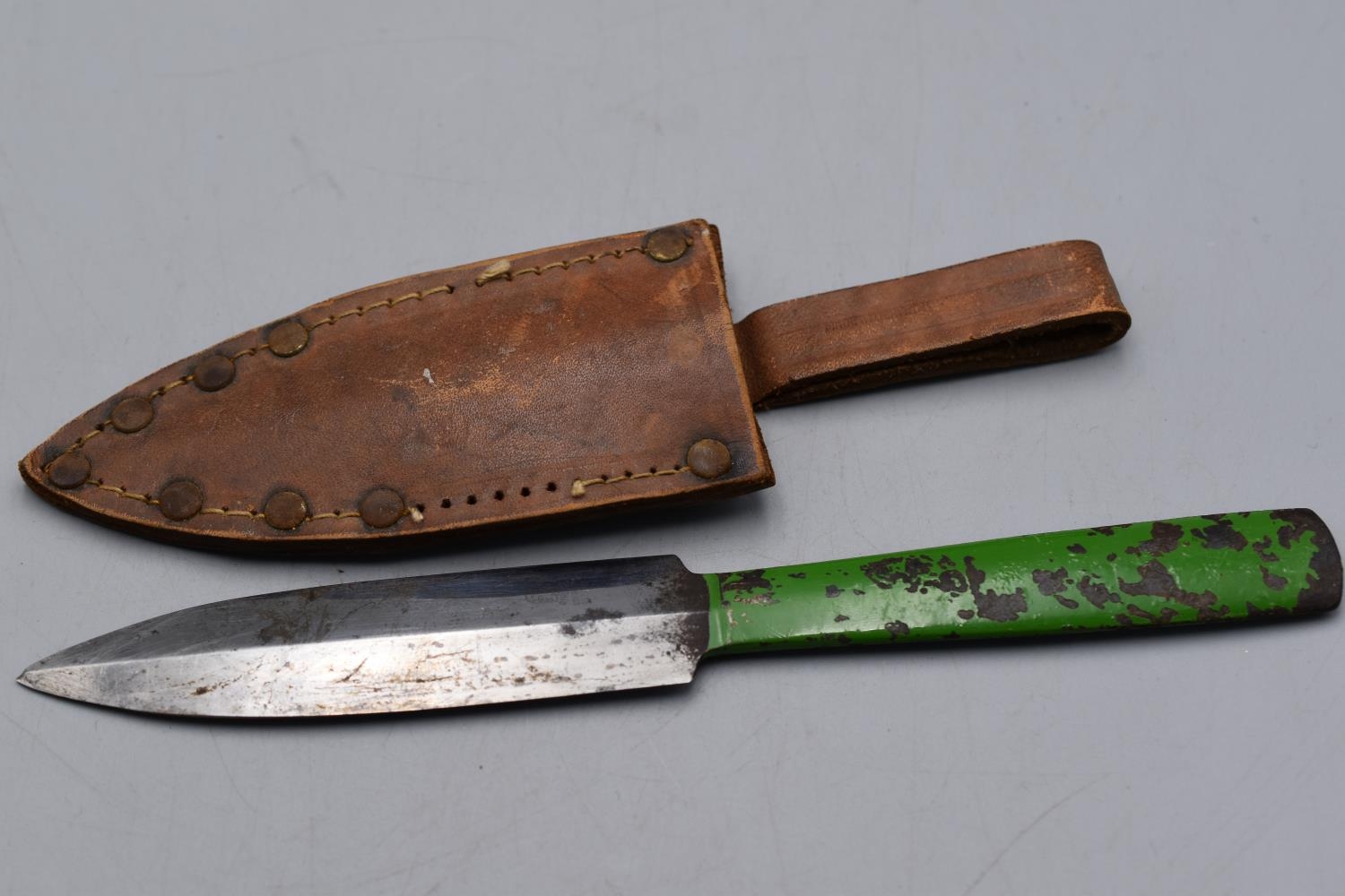 Vintage throwing knife, blade marked "Othello Solingen, Germany" with a