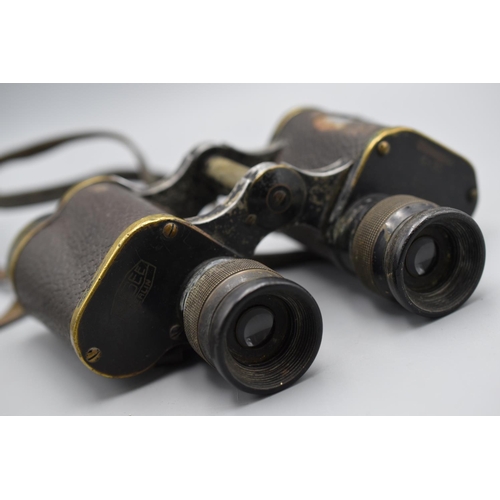 WW2 German military field binoculars marked OIGEE BERLIN Dienstglass 6