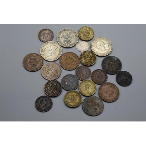 12 - Collection of Pre 1947 Coinage to include 
Five Sixpences
Three Two Shillings
Six Farthings
Six Half... 