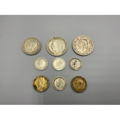 29 - Selection of George V and George VI Coinage including Half Crown, Two Shilling, Sixpences and More
