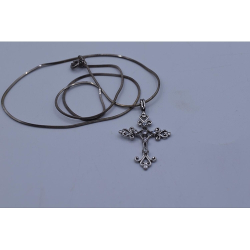 Silver 925 Decorative Cross Pendant Necklace