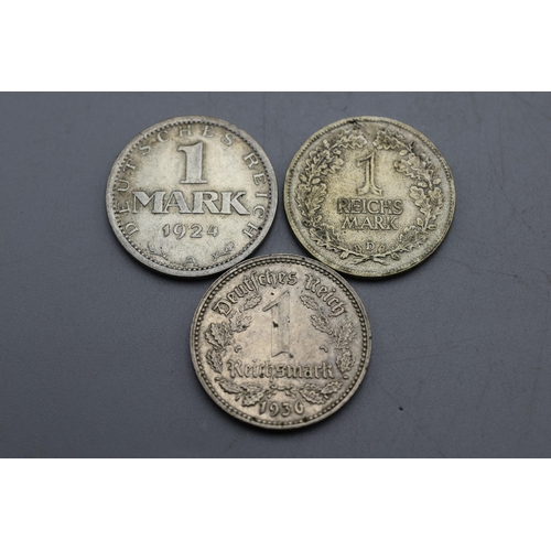 9 - Germany - 1 Reichsmark x3 - 1924, 1925 and 1936