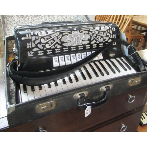 Vintage Clinkscale Dega special 120 bass piano accordion in fitted case. 
(B.P. 21% + VAT)