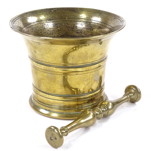 An 18th century bronze bell-shaped pestle and mortar, diamet... | Barnebys