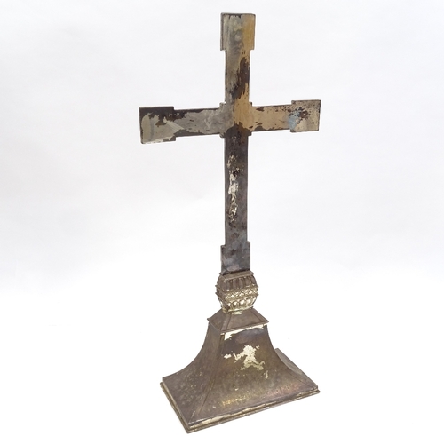 60 - An Arts and Crafts electroplate cross, inscription on front edge dated 1927, no makers marks, height... 