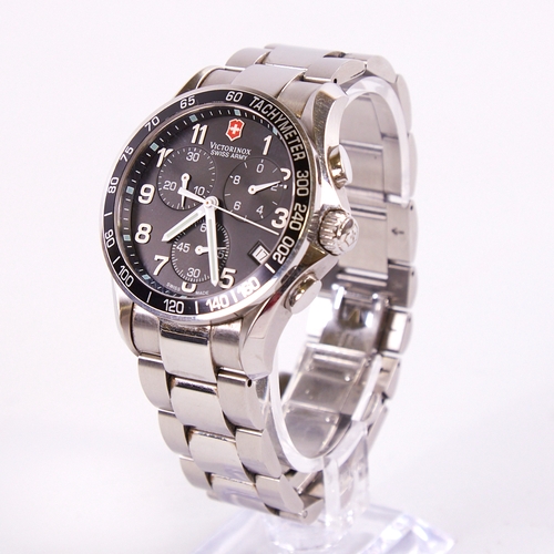 1058 - VICTORINOX - a stainless steel Swiss Army Chrono Classic quartz chronograph wristwatch, ref. 241122,... 