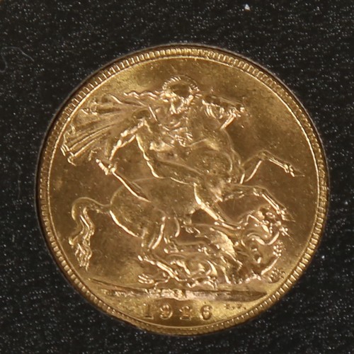 53 - A George V 1926 gold Sovereign, South Africa mint, cased