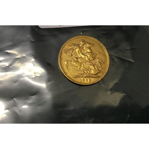 81 - GOLD Victorian period Full Sovereign 1882, Melbourne Mint, Young Victoria head, crisp condition