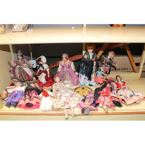 34a - Collection of assorted Vintage dolls and figures