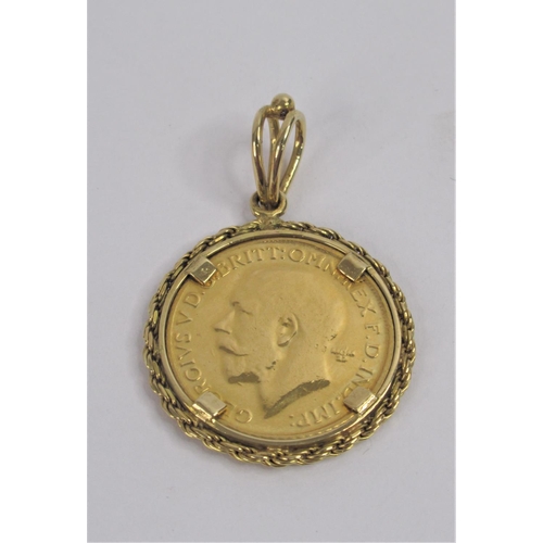 25 - A 1918 Gold Sovereign Set in 18ct .750 Yellow Gold Mount. Total weight approx. 12.7g.