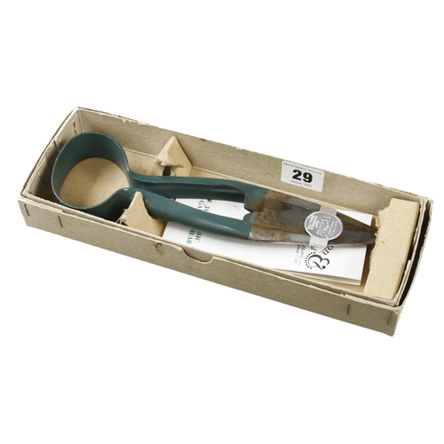 29 - A modern, unused pair of garden or sheep shears by BURGON & BALL with instruction in orig box G+