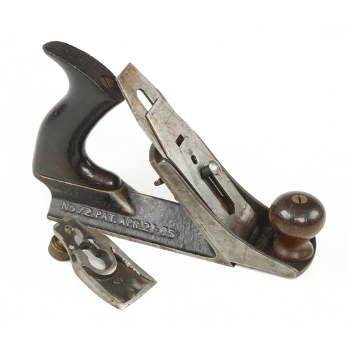 925 - A STANLEY No 72 chamfer plane with replaced iron and lever cap G