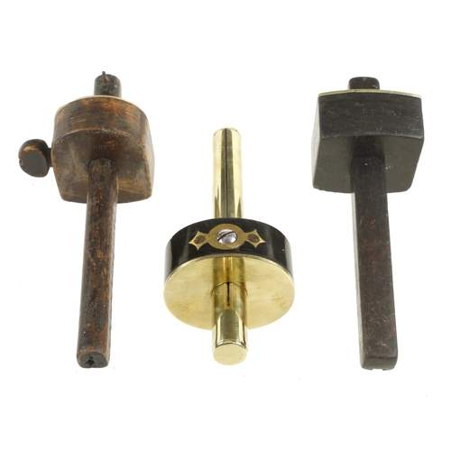 767 - A brass stemmed ebony mortice gauge and two others G+
