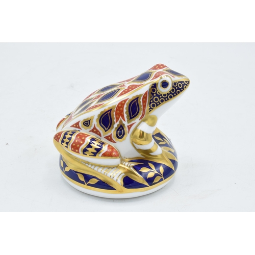 170 - Royal Crown Derby paperweight in the form of a frog. First quality with stopper. In good condition w... 