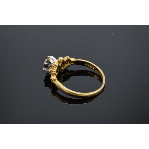200 - 18ct gold and diamond ring. 3.6 grams. UK size O.