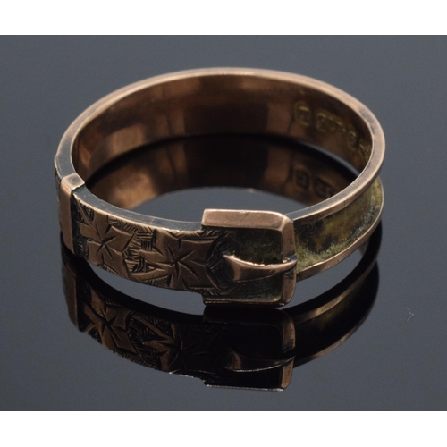 203D - 9ct rose gold belt buckle ring. 1.7 grams. Chester. UK size U.