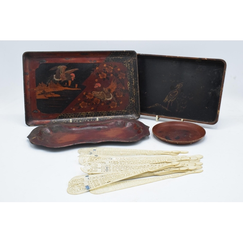 39 - A collection of oriental items to include bone fan components x 23 together with Japanese red lacque... 