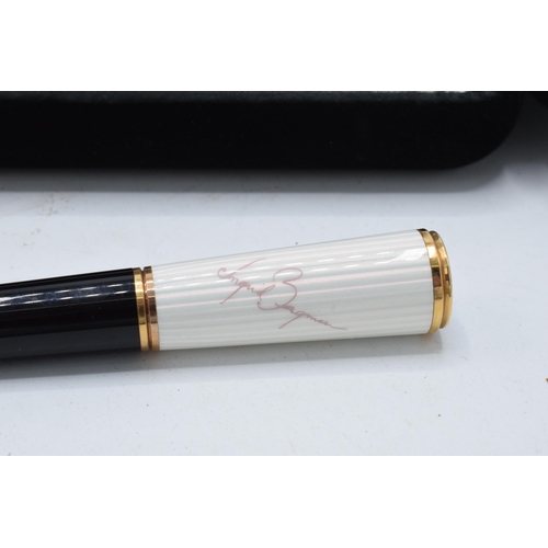 252 - Mont Blanc Ingrid Bergman La Donna Special Edition ballpoint pen with amethyst set clip, model M2890... 