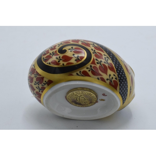 79 - Royal Crown Derby paperweight Country Mouse, first quality with gold stopper.
