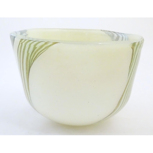160 - Nicole Ayliffe : An Australian studio glass bowl in the manner of Svaja glass by Nicole Ayliffe  Sig... 