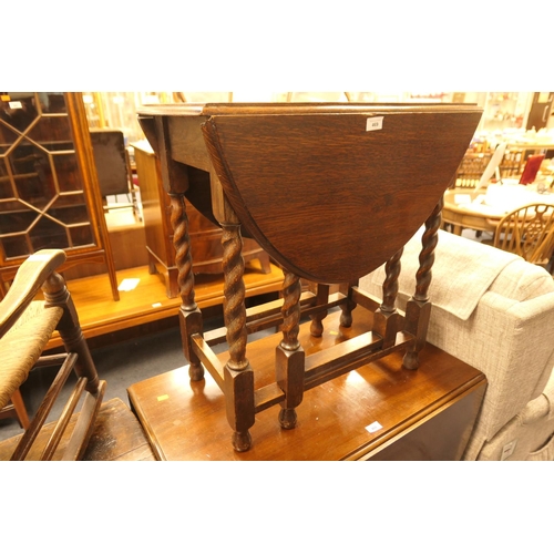 469 - George V oak barley twist small gate leg table
