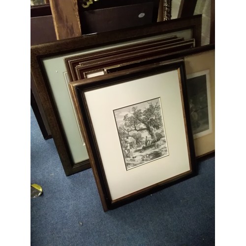 19 - Assorted framed pictures and prints