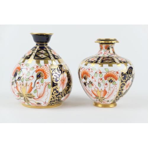 34 - Royal Crown Derby imari bottle vase, circa 1917, decorated with pattern 6299, printed marks, height ... 