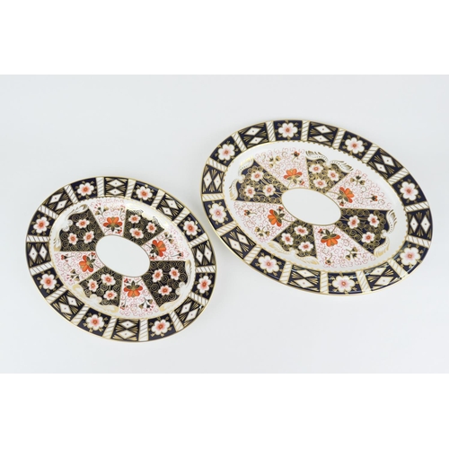 40 - Two Royal Crown Derby imari meat plates, pattern 2451, date code MMI, 41.5cm x 31.5cm and 35cm x 27c... 