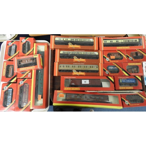 68 - Hornby 00 gauge passenger coaches and rolling stock, all boxed (20)