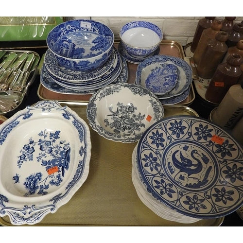 9 - Mixed blue and white ceramics including a Copeland Spode fruit bowl, dinner plates, side plates and ... 