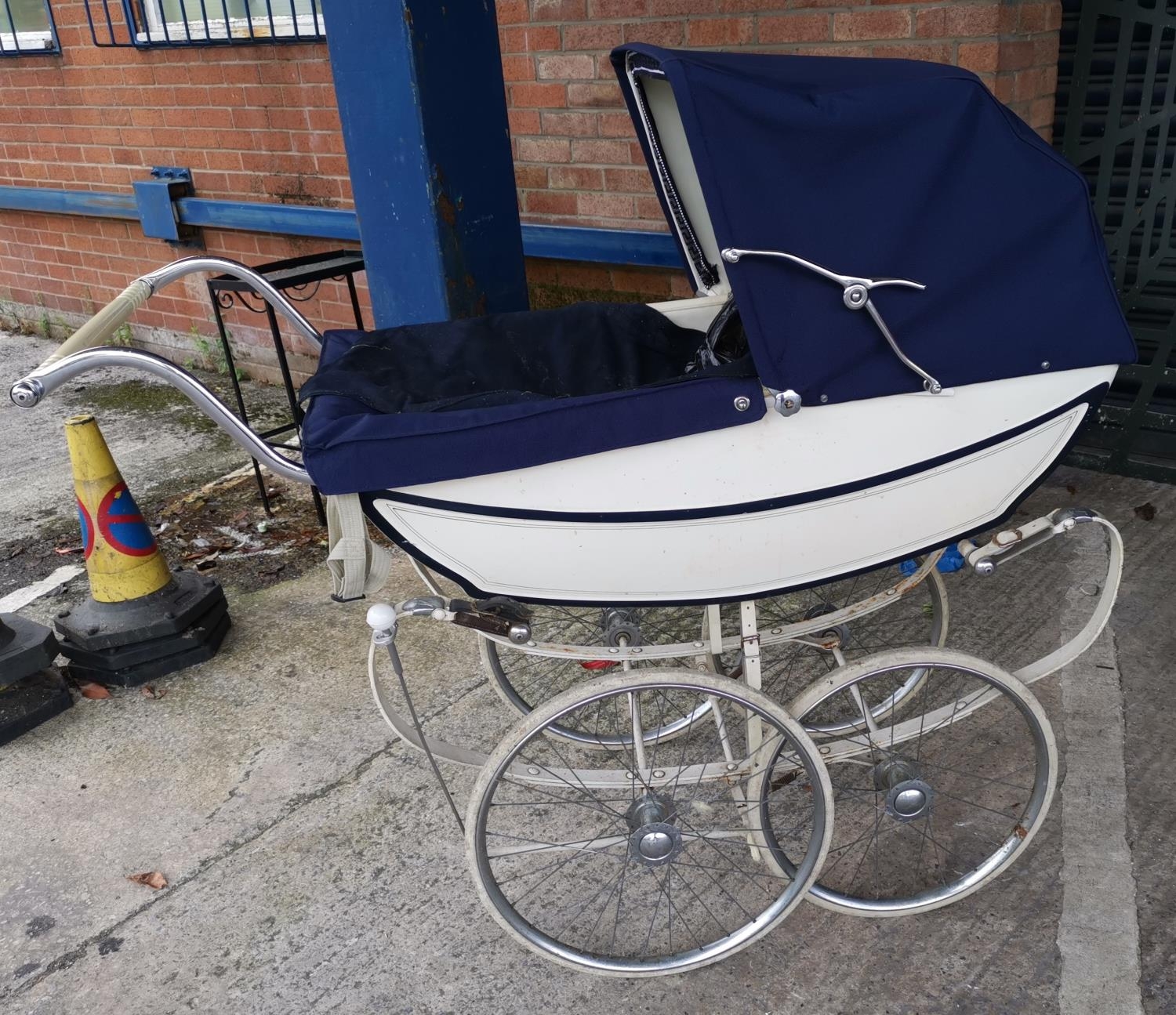 marmet prams 1960