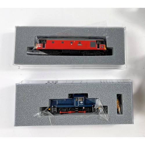 332C - A Graham Farish N gauge originally boxed Class 14 Diesel 14029, No 372-952; a Graham Farish N gauge ... 