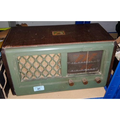 41 - An HMV mains radio