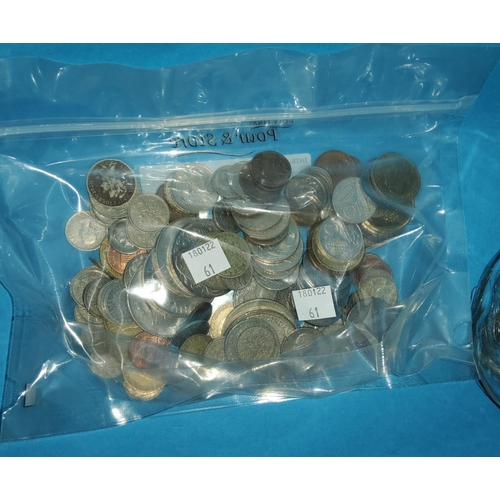 61 - GB:  a collection of nickel sixpences; 2 Haig dimple bottles; a selection of GB coinage