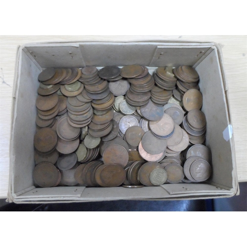 29 - Large quantity of mainly 19thC & 20thC copper coins together with some foreign examples (Qty)