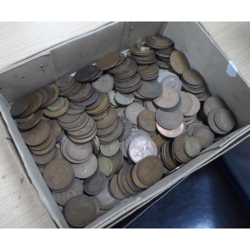 29 - Large quantity of mainly 19thC & 20thC copper coins together with some foreign examples (Qty)