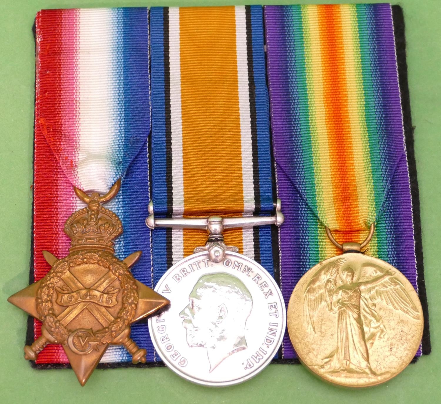 A Set of 3 First World War Medals 1914/18 medal, war medal 1914/15 star