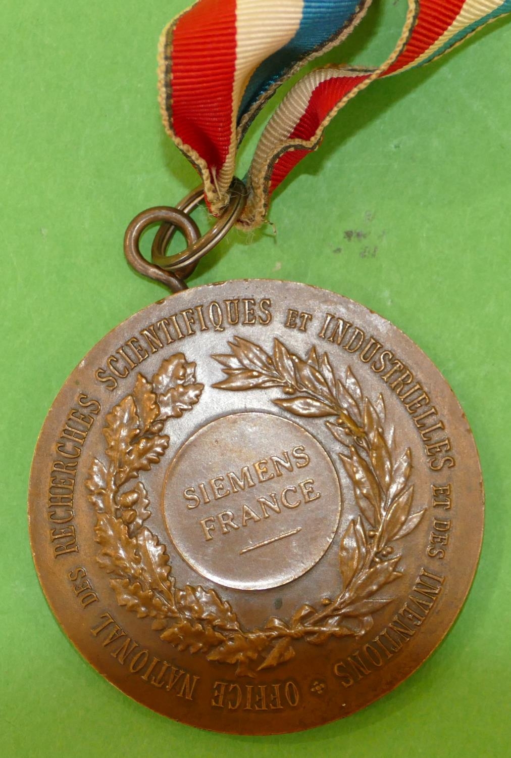 MÉDAILLE BRONZE MINISTÈRE de l'instruction publique par F. FRAISSE XXème siècle EUR 25,00 - FR