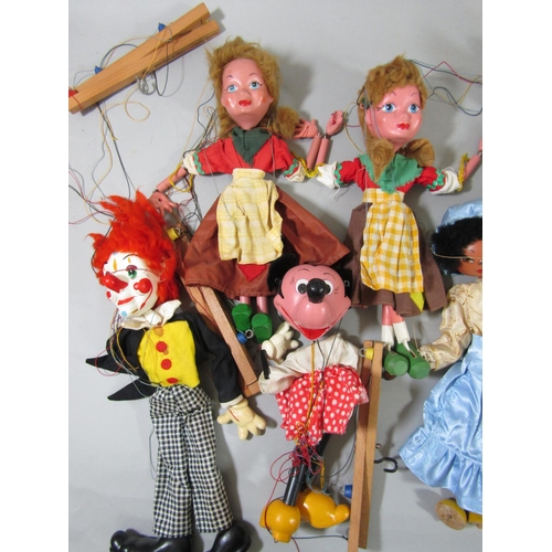 49 - Collection of vintage puppets including boxed Pelham Pinocchio, unboxed cat, mule, clowns, Minnie Mo... 