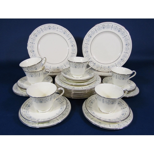 1010 - A collection of Minton Beaumaris patternwares comprising seven dinner plates, seven dessert plates, ... 