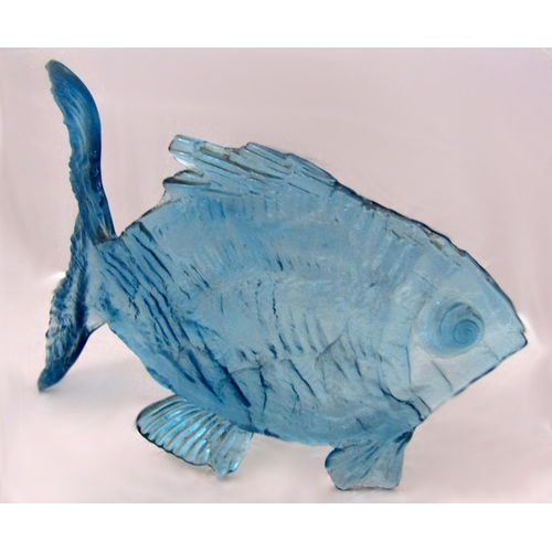 234 - Amada Brisbane (1964-2016) - Glass study of a fish, 36cm high x 50cm long