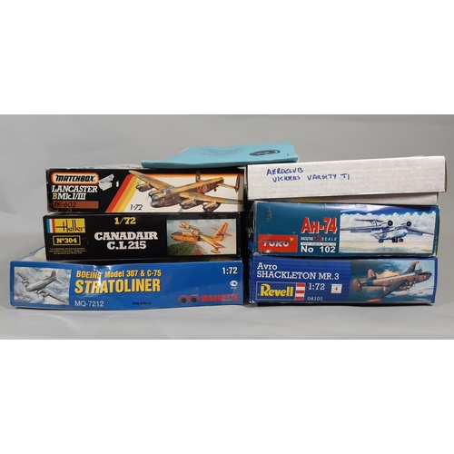 37 - 7 boxed model aircraft kits, all 1:72 scale. Includes models by Heller, Maquette, Toko, Revell, Aero... 