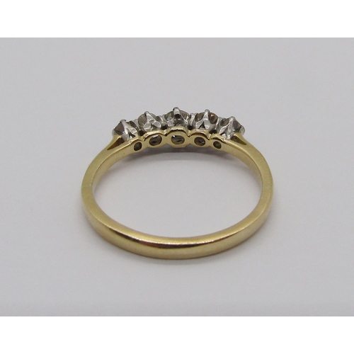 318 - 18ct five stone diamond ring, size M, 2.4g