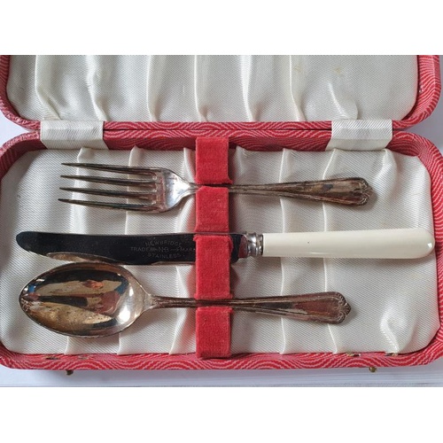 Vintage Newbridge Silver Plated Cased Christening Set (mid 20th Century)