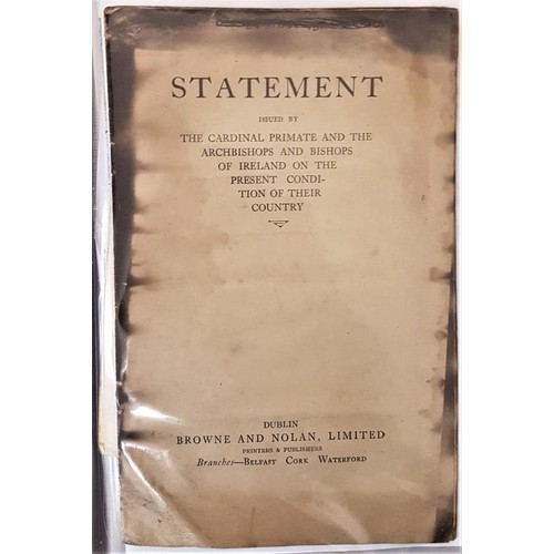 59 - Folder comprising of items such as Programme from the Princes Theatre, Shaftesbury Avenue of The Yeo... 