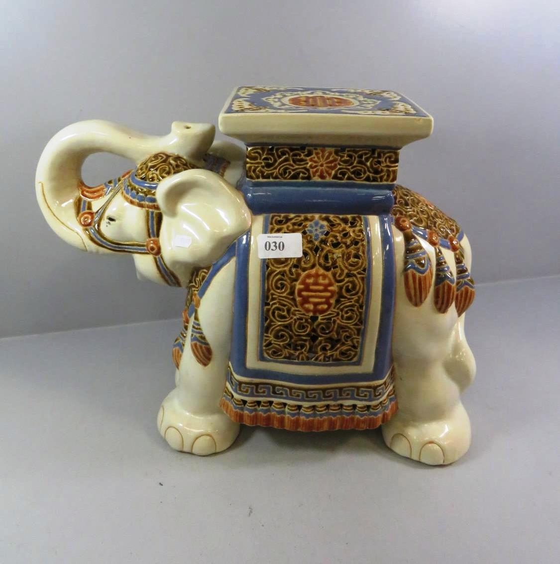 LARGE ORNATE CERAMIC ELEPHANT PLANT STAND   1100135847.JPG