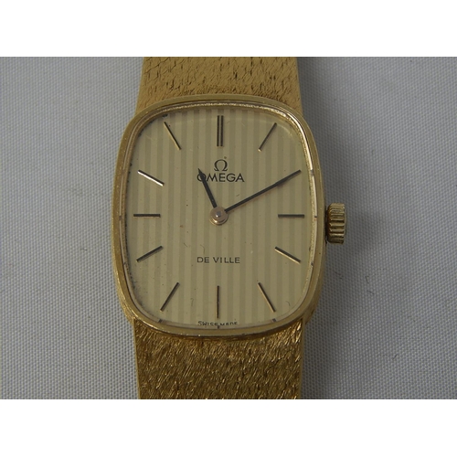 405 - 18ct Gold Omega De Ville Ladies Wristwatch: Gross weight 53g: Working when catalogued